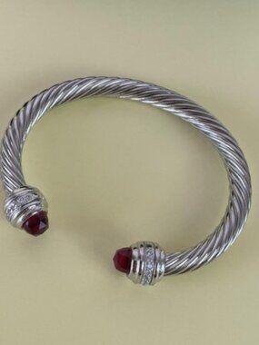 David Yurman Bracelet in Sterling Silver with Garnet Topaz Size M